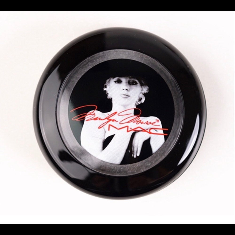 MAC Marilyn Monroe Silver Screen